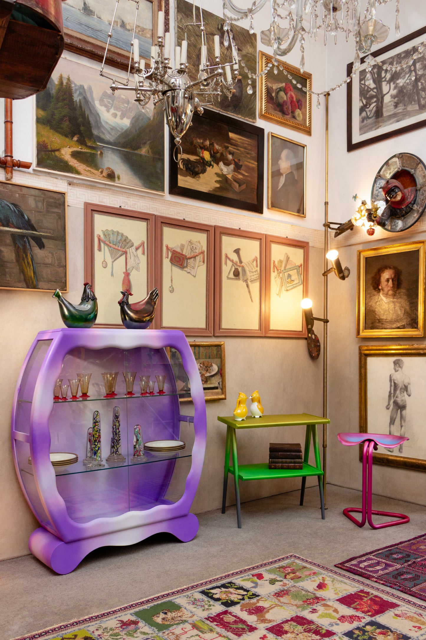 The Scalloped Display Case