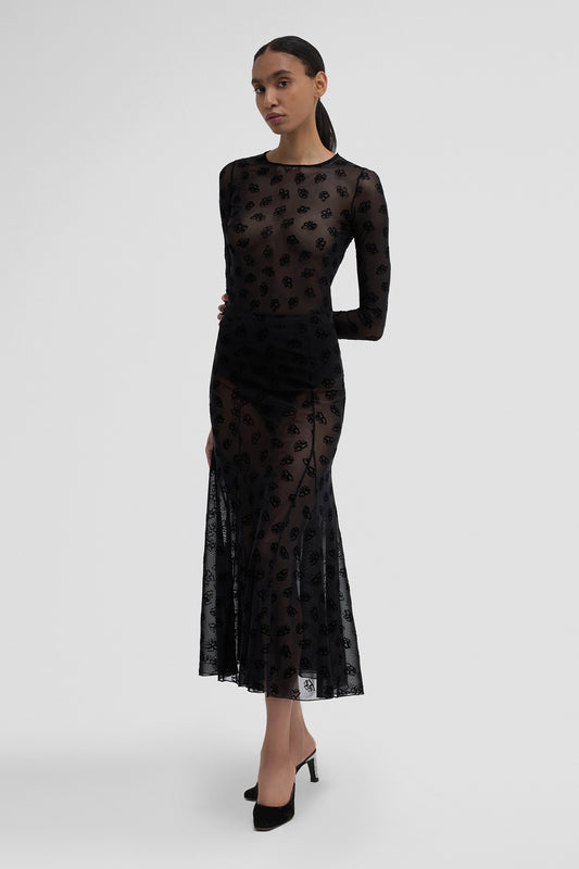 LONG SLEEVE SKIMPY T