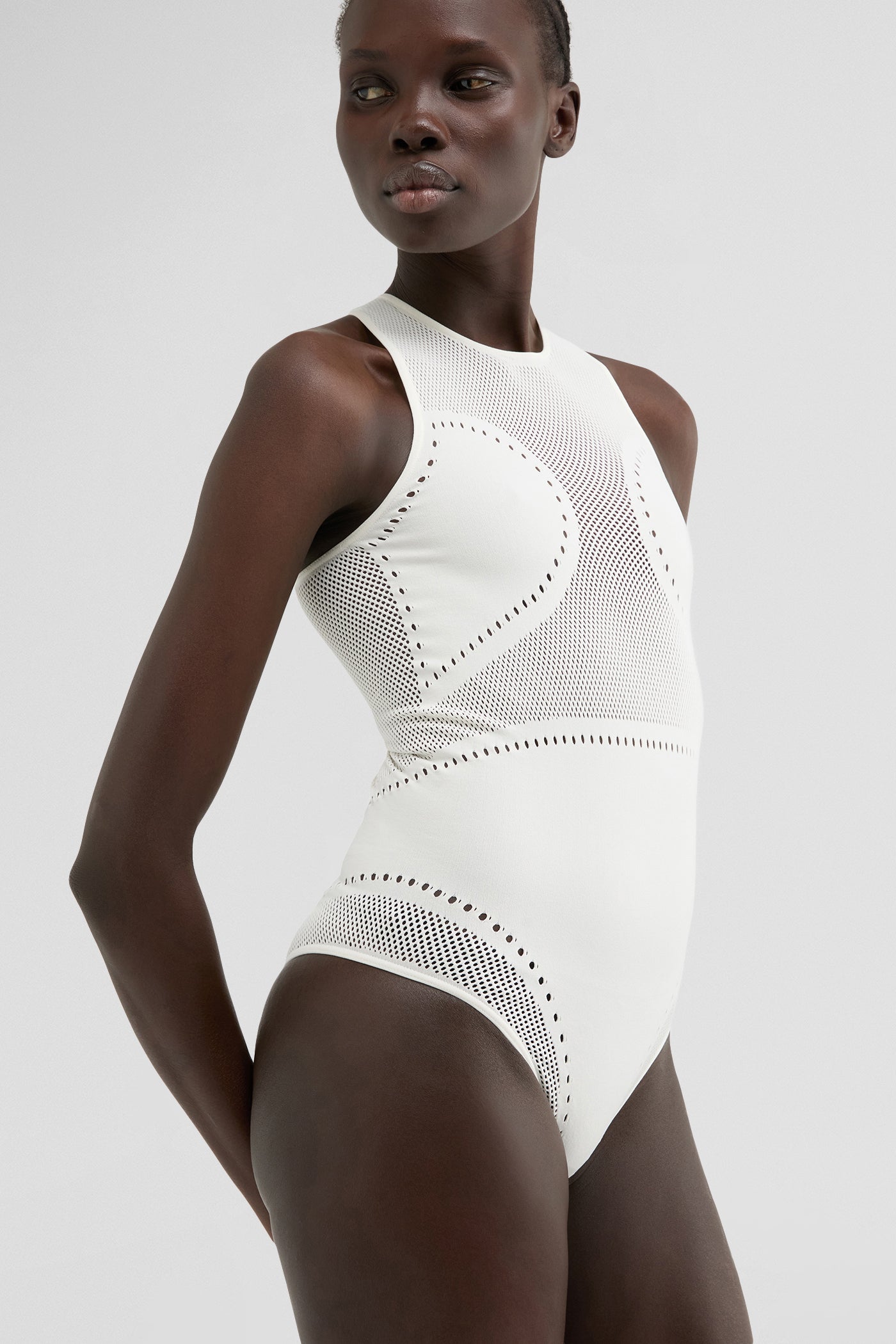 MACCAPANI | DOES-ALL ONE PIECE