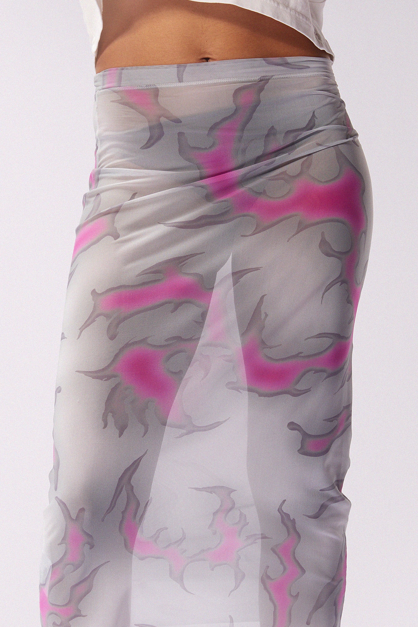 MACCAPANI - THE OVER SKIRT - PEARL GREY AND NEON PINK
